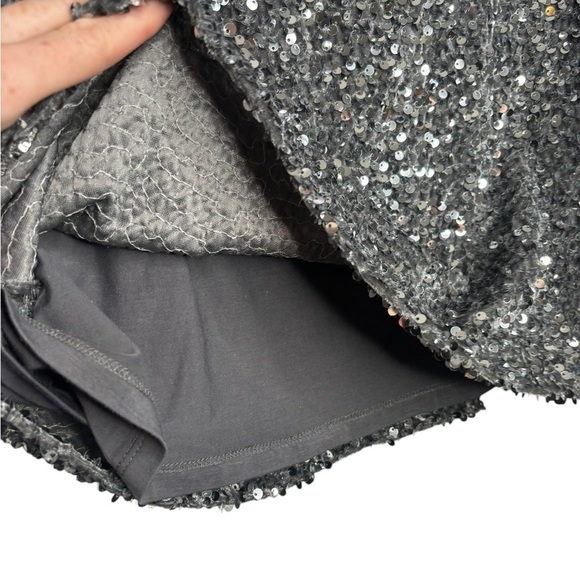 NWT Alex Marie Lia Sequin Velvet Top Silver Crew Neck Short Sleeve Size Large - Picture 6 of 10